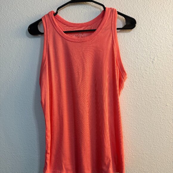 Danskin sleeveless shirts - Picture 1 of 4